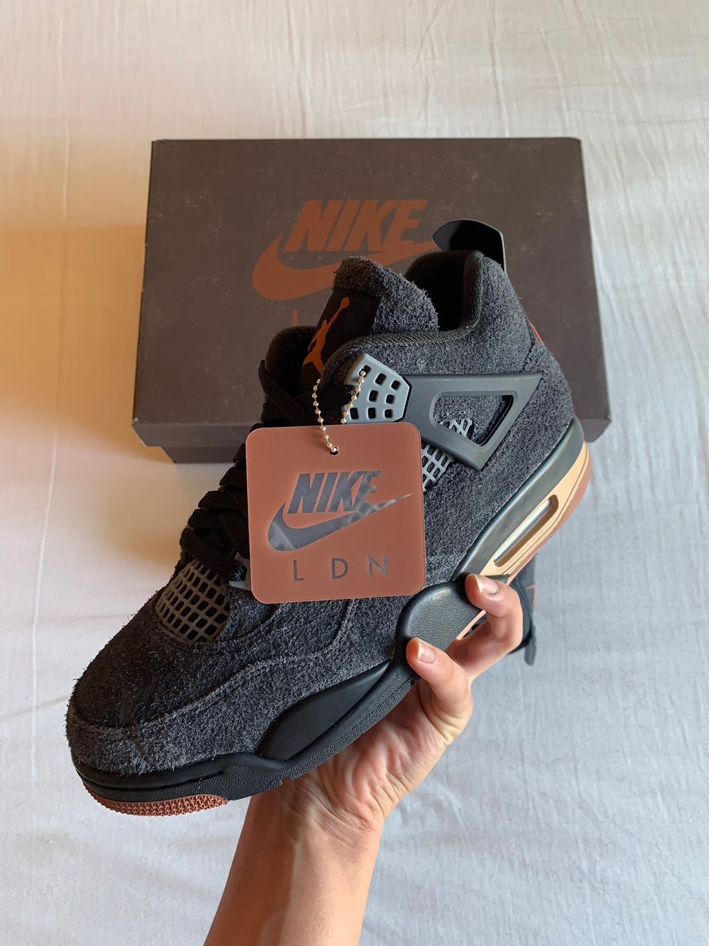 Jordan 4 Retro "London"