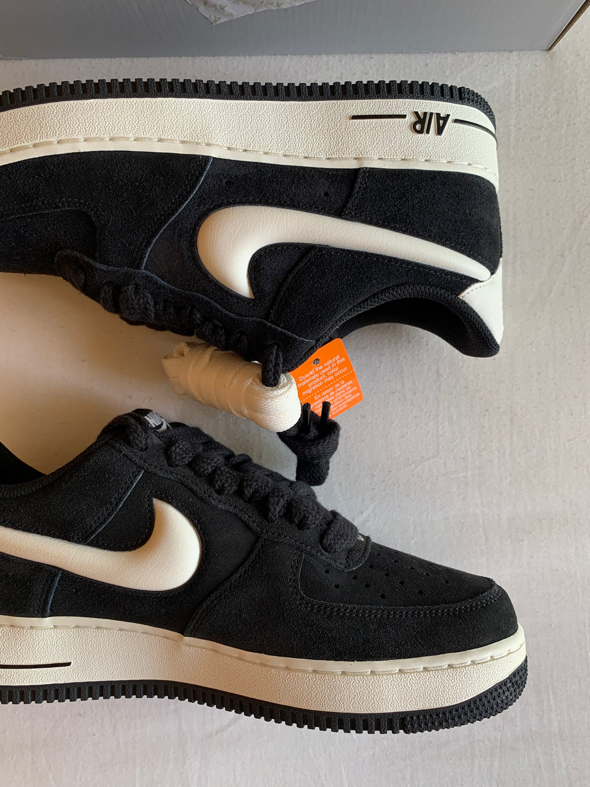 Nike Air Force 1 07 LV8 "Black Sail"