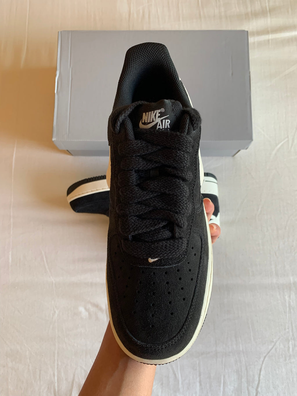 Nike Air Force 1 07 LV8 "Black Sail"