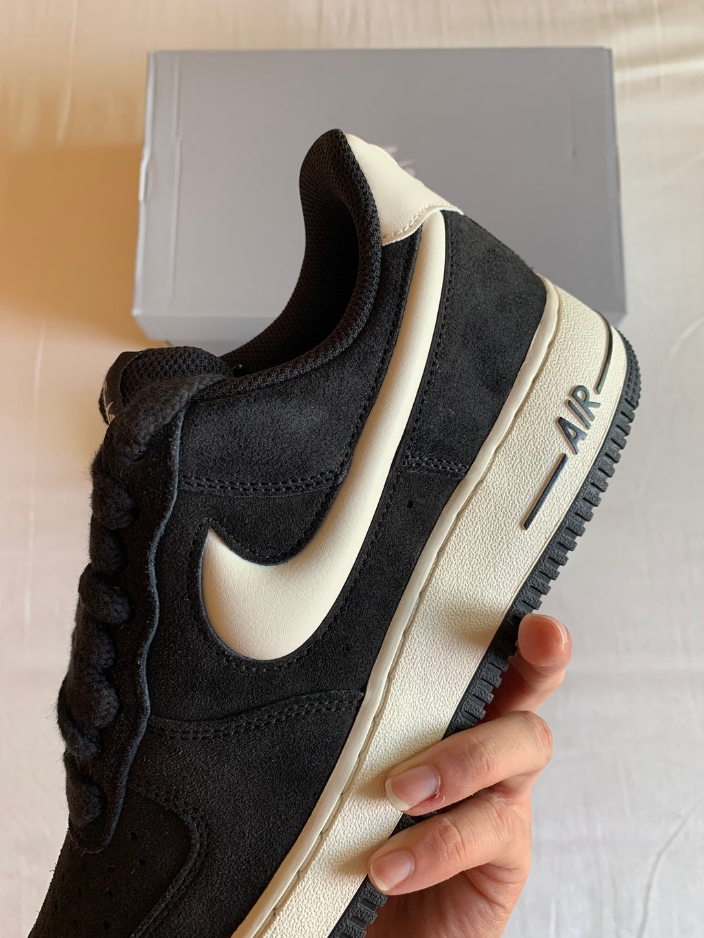 Nike Air Force 1 07 LV8 "Black Sail"