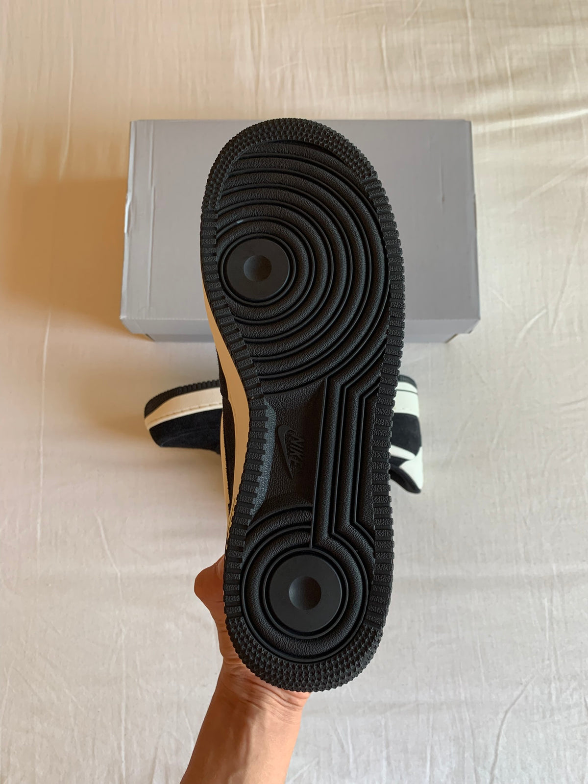 Nike Air Force 1 07 LV8 "Black Sail"