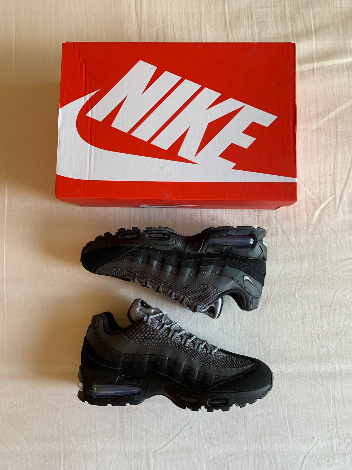 Nike Air Max 95 OG Big Bubble "Blast Anthracite"