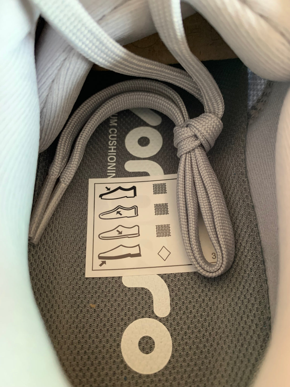 Nike Vomero 18 "Wolf Grey Pure Platinum"