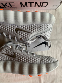 Nike Mind 002 W "Light Smoke Grey"