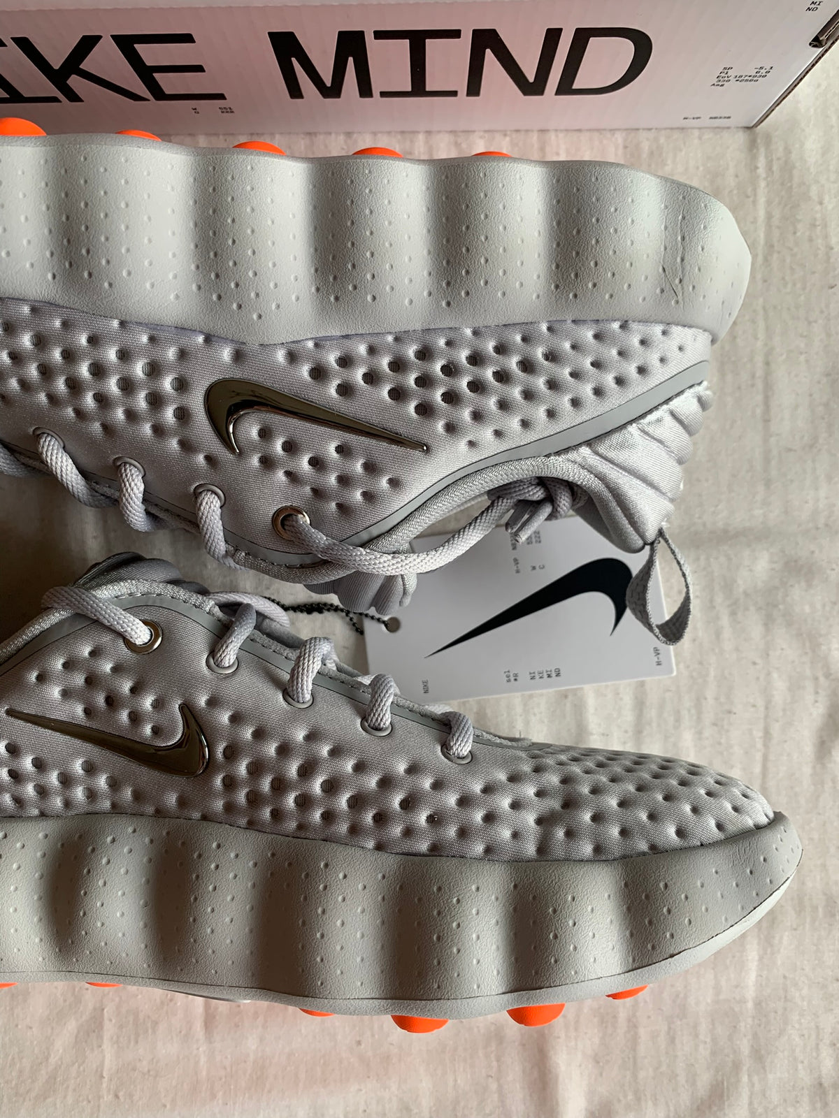 Nike Mind 002 W "Light Smoke Grey"