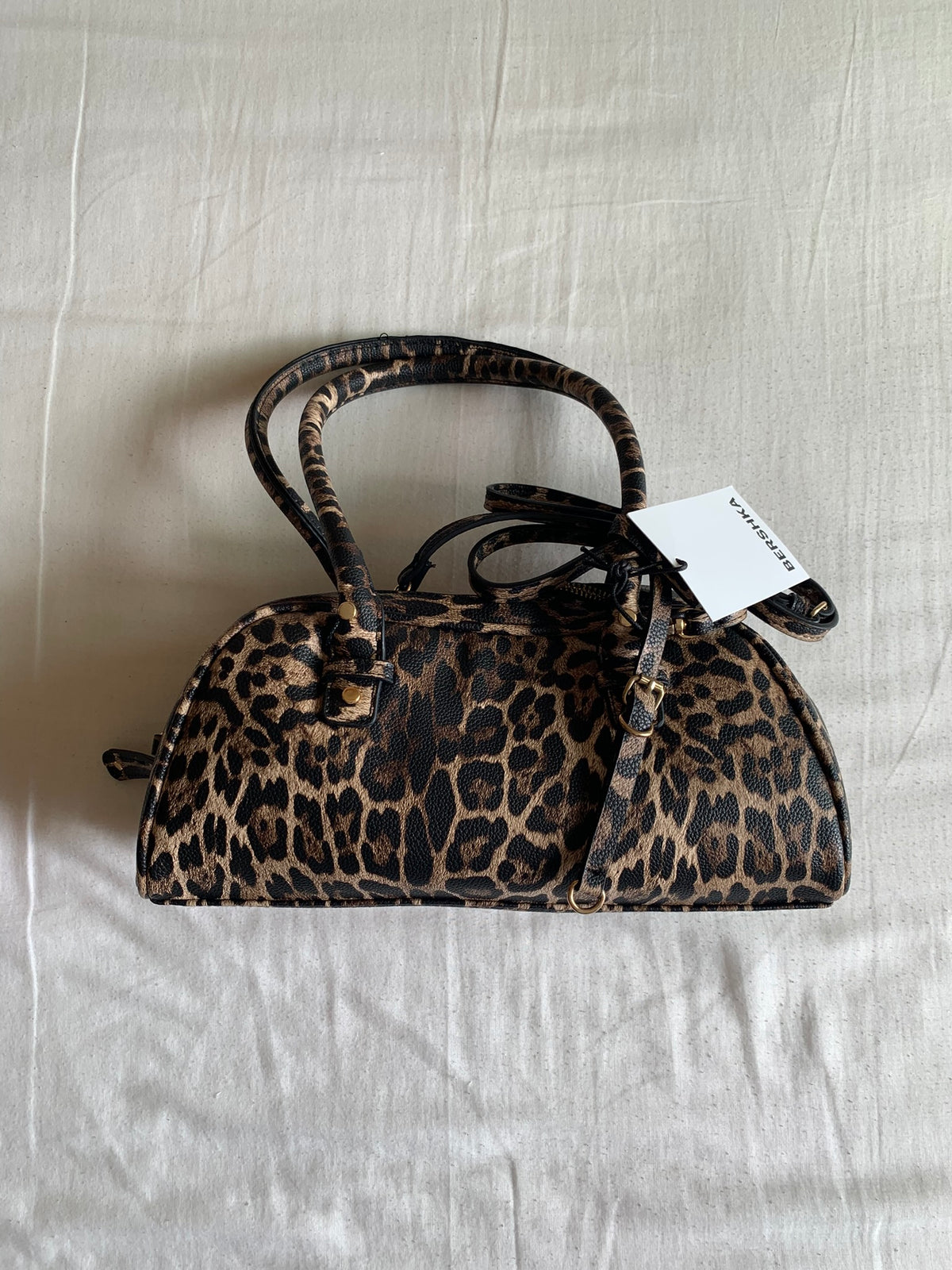 Bolso Bowling Bershka Leopardo