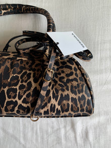 Bolso Bowling Bershka Leopardo