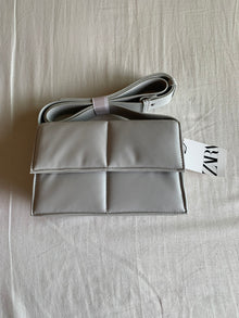 Bolso Bandolera Acolchado Zara Gris