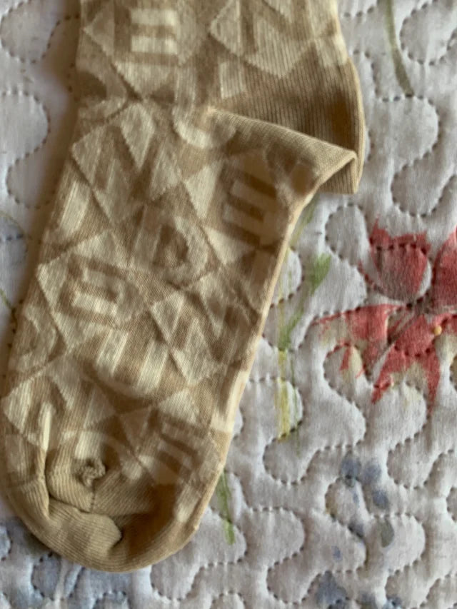 Calcetines Nude Project Monograma Beige