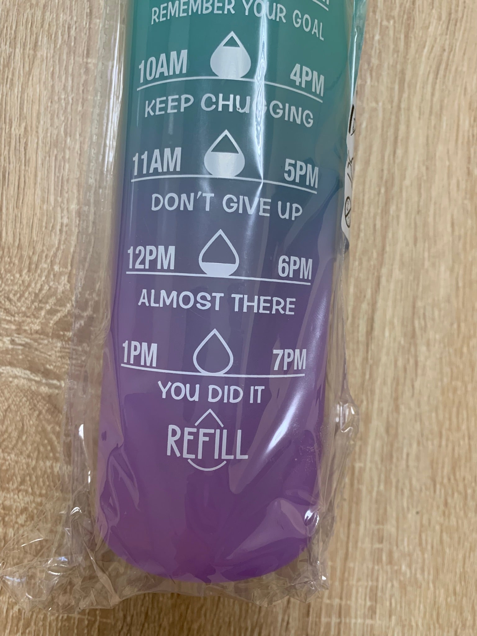 Botella Deportiva 900 ml "Verde/Morado"
