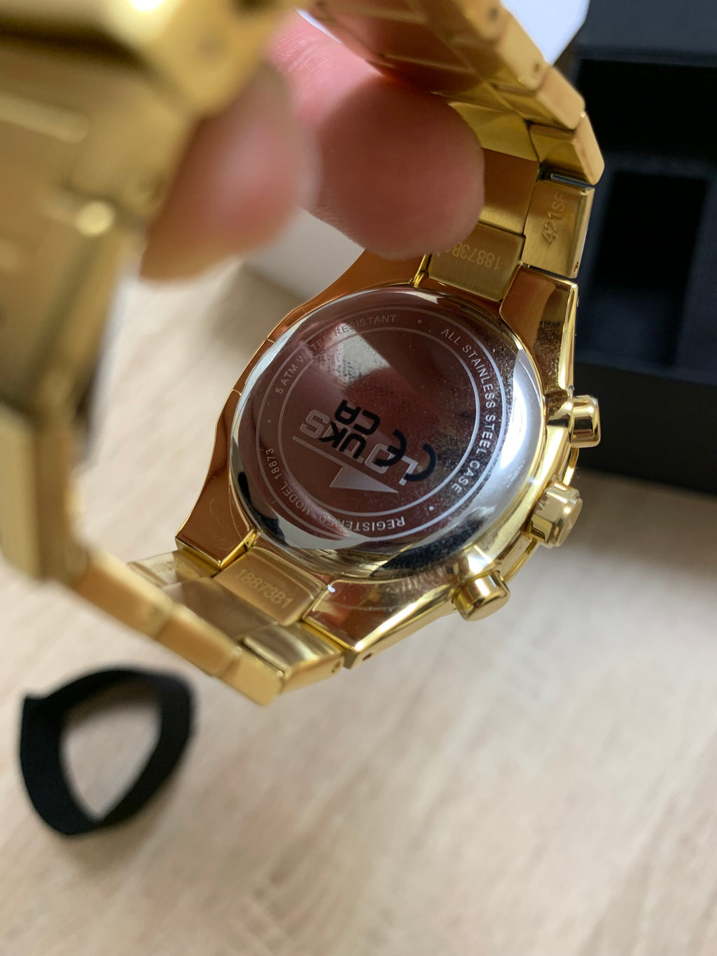 Reloj Lotus Dorado con Caja y Documentación