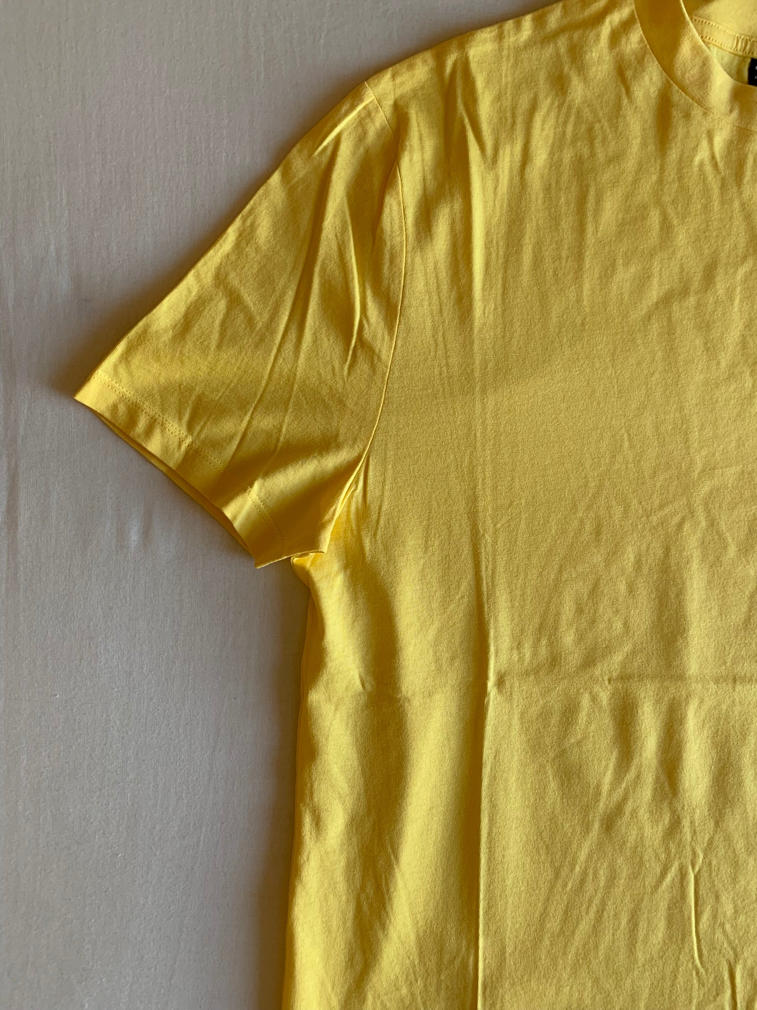 Camiseta ASOS Design Oversize Amarilla