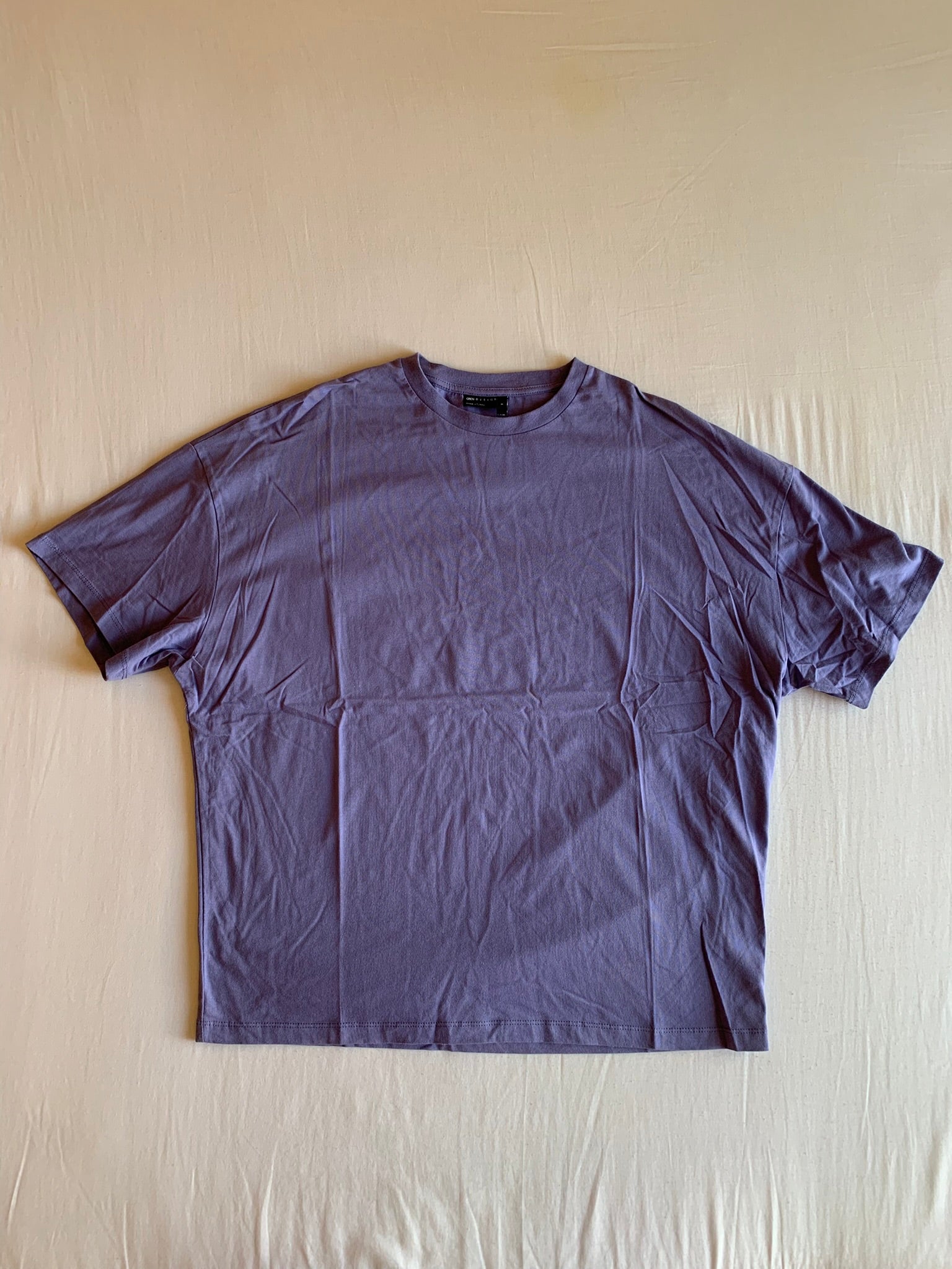 Camiseta ASOS Design Oversize Lila