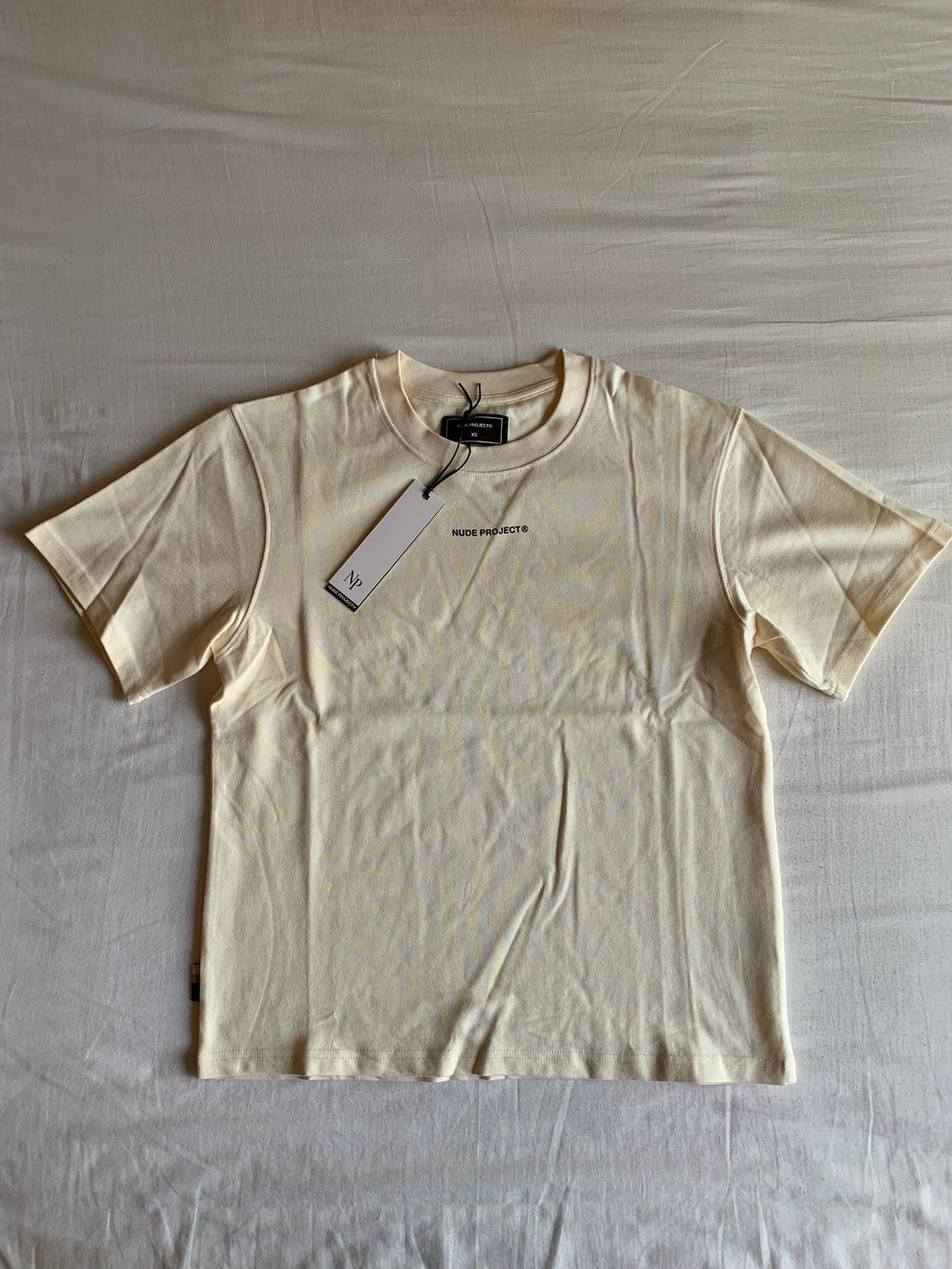 Camiseta Nude Project By Artists For Artists Crudo