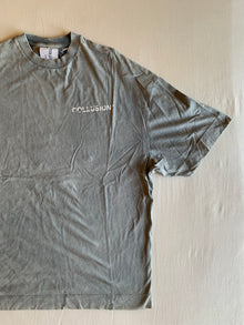 Camiseta Crop Collusion Gris