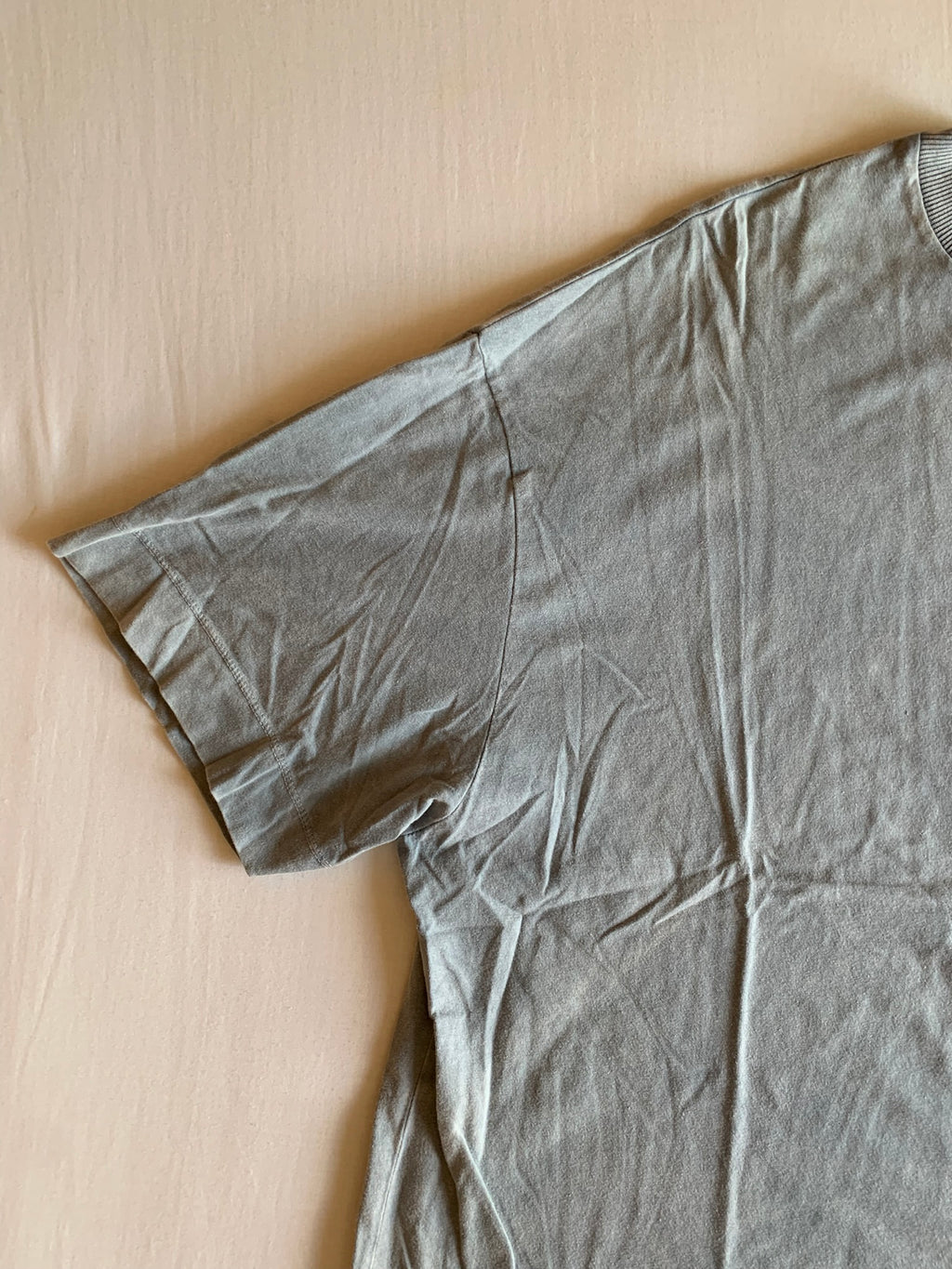 Camiseta Crop Collusion Gris
