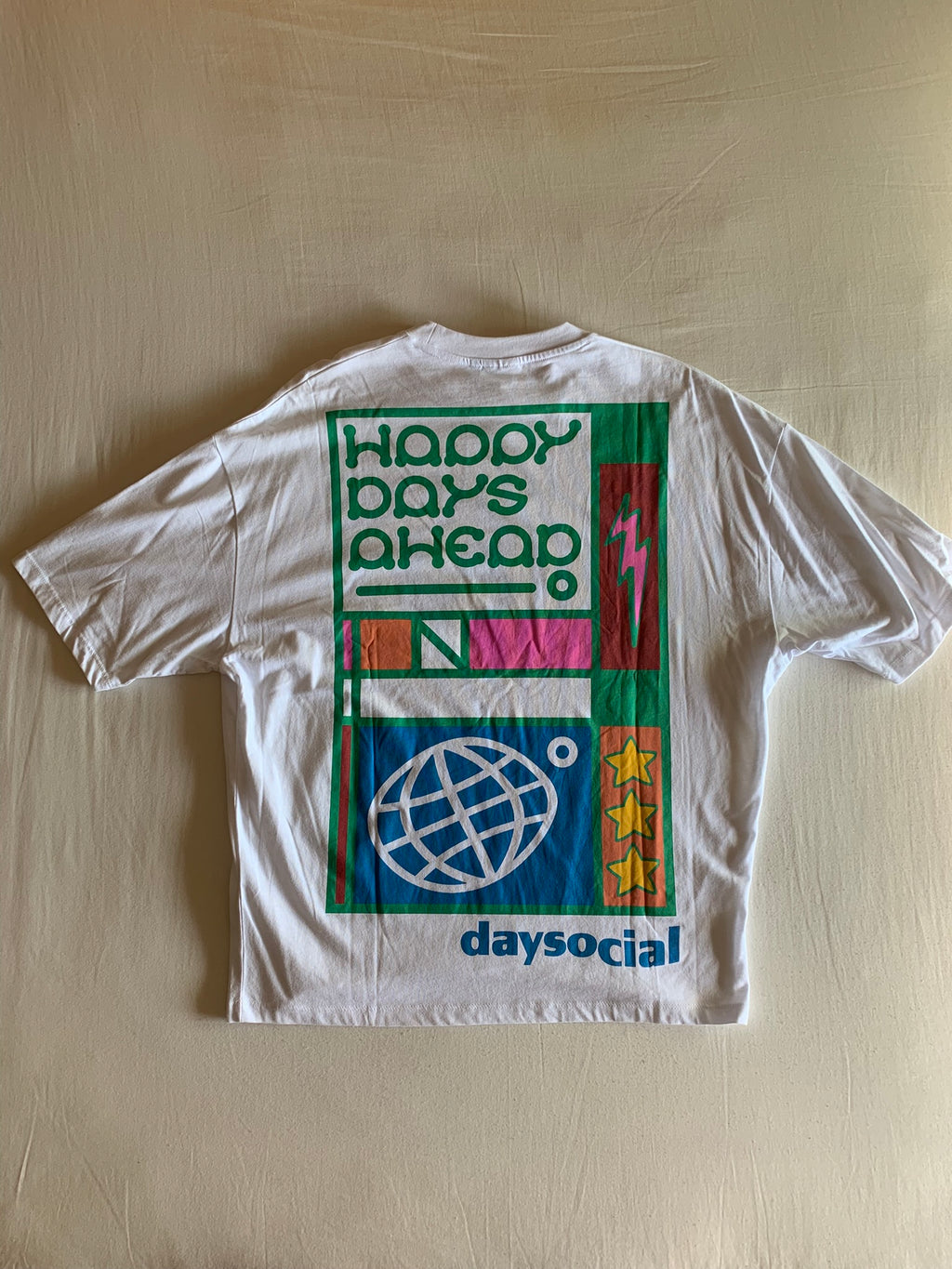 Camiseta ASOS Daysocial Blanca Estampada