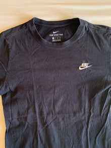 Camiseta Nike Swoosh Negra