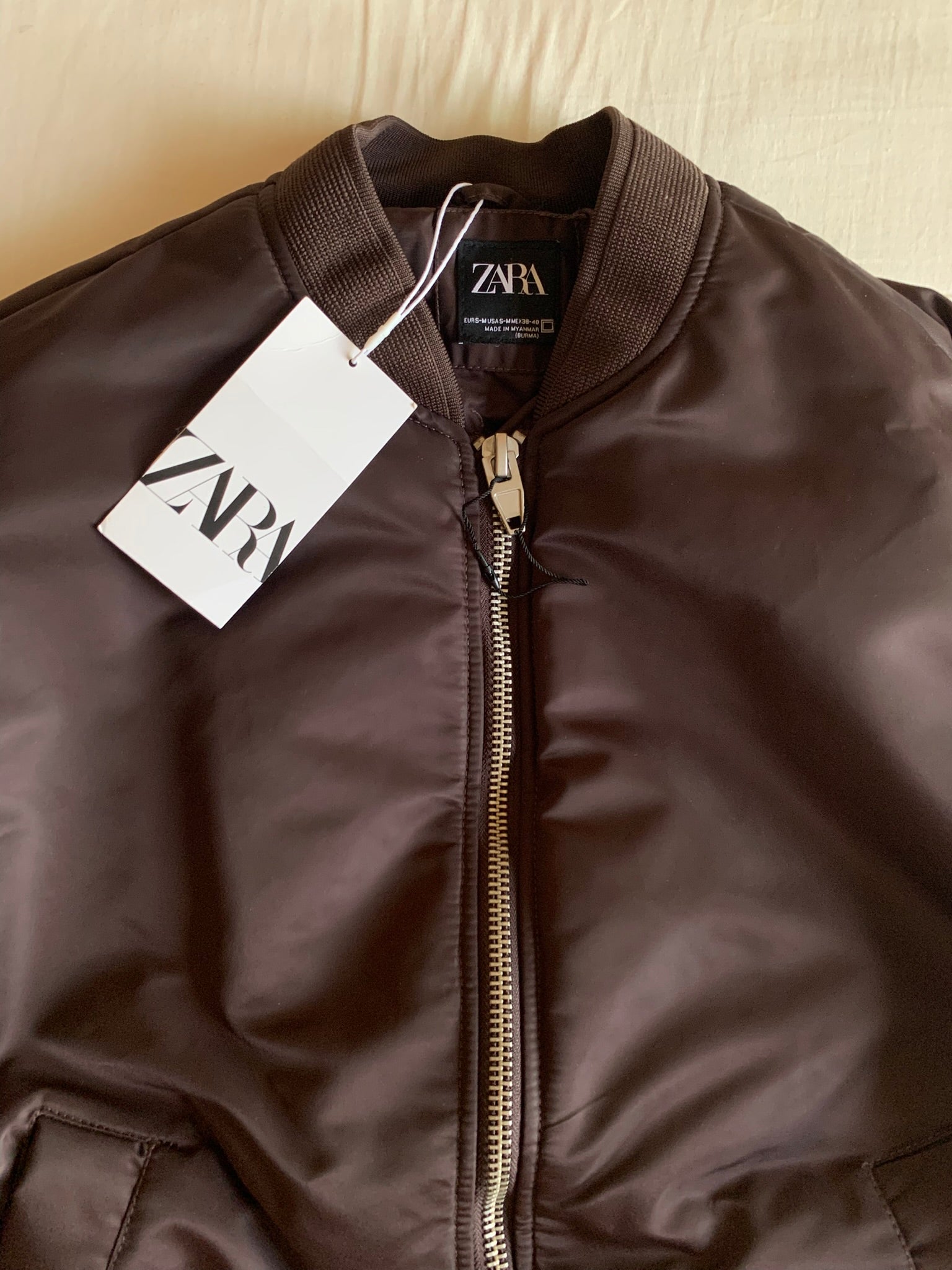 Bomber Zara Nylon Marrón