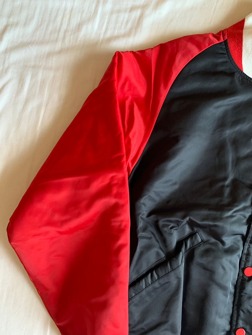Bomber Tommy Hilfiger x Lewis Hamilton Negro y Rojo