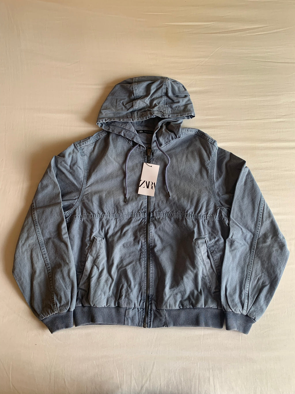 Cazadora Zara con Capucha Azul