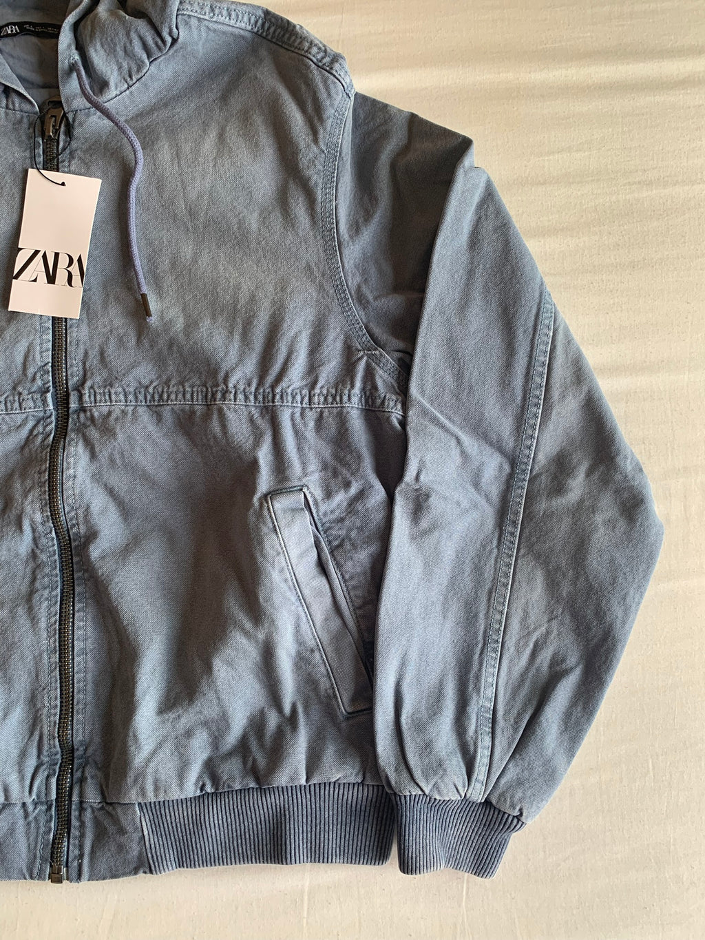 Cazadora Zara con Capucha Azul