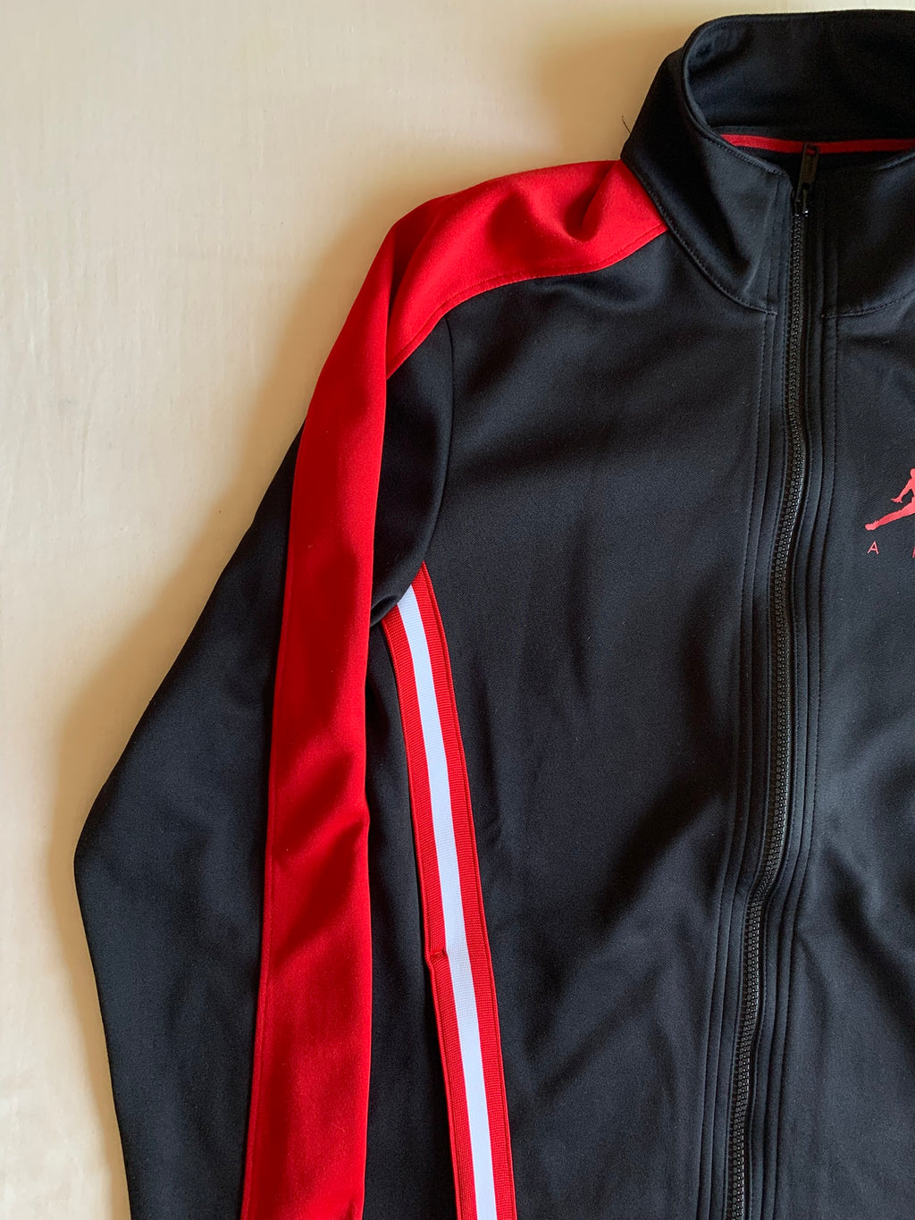 Track Jacket Jordan Marino y Roja