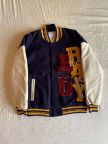 Chaqueta Varsity Bershka Ready Marino