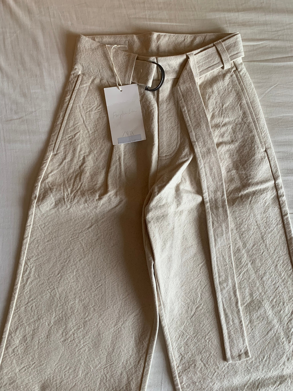 Pantalón Cargo Crudo con Cinturón