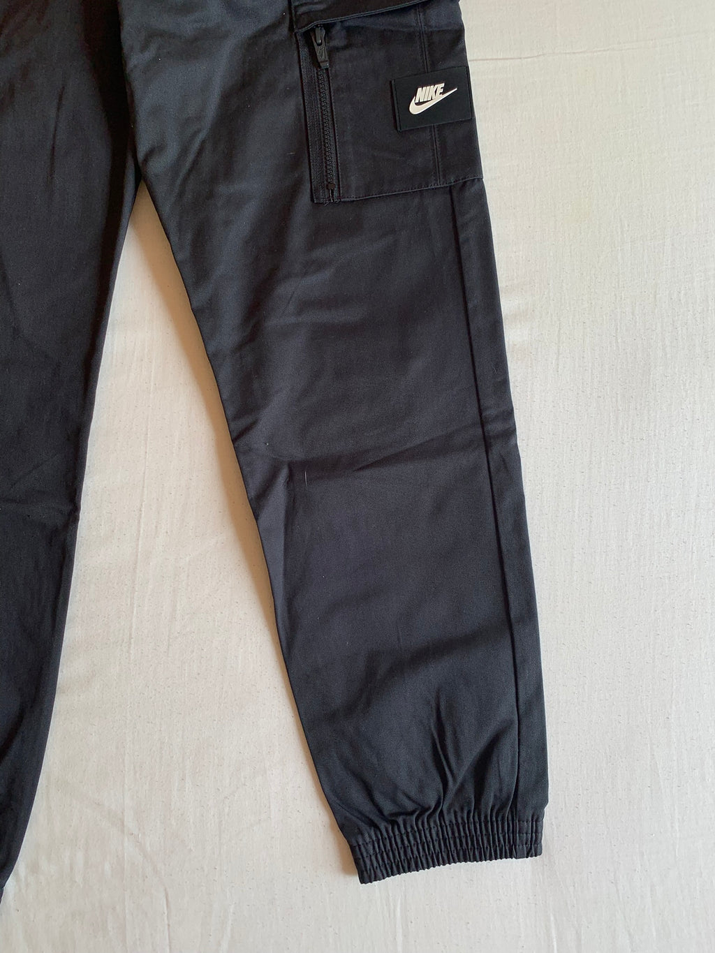 Pantalón Cargo Jogger Nike Gris Oscuro
