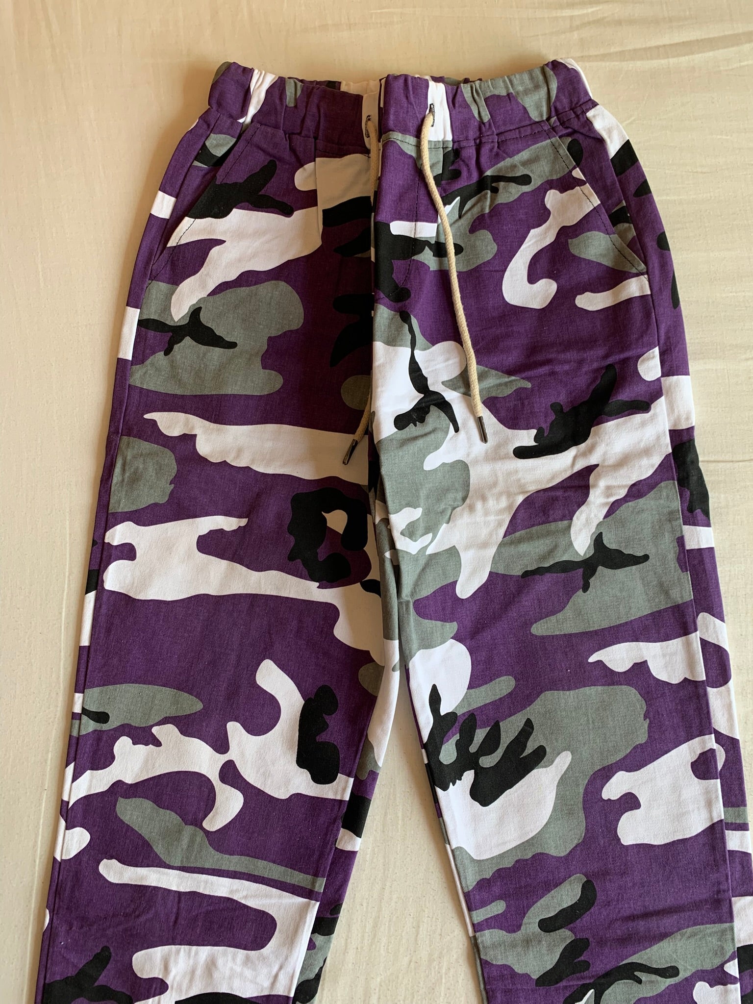 Pantalón Jogger Camuflaje Morado