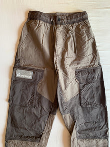 Pantalón Cargo Jordan Colorblock Gris y Taupe