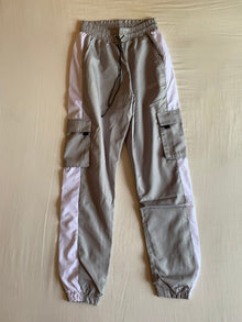 Pantalón Cargo Jogger BoohooMAN Gris