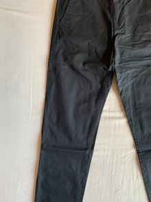 Pantalón Chino Gris Oscuro