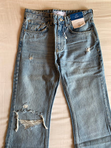 Vaquero Bershka Flare Azul Claro