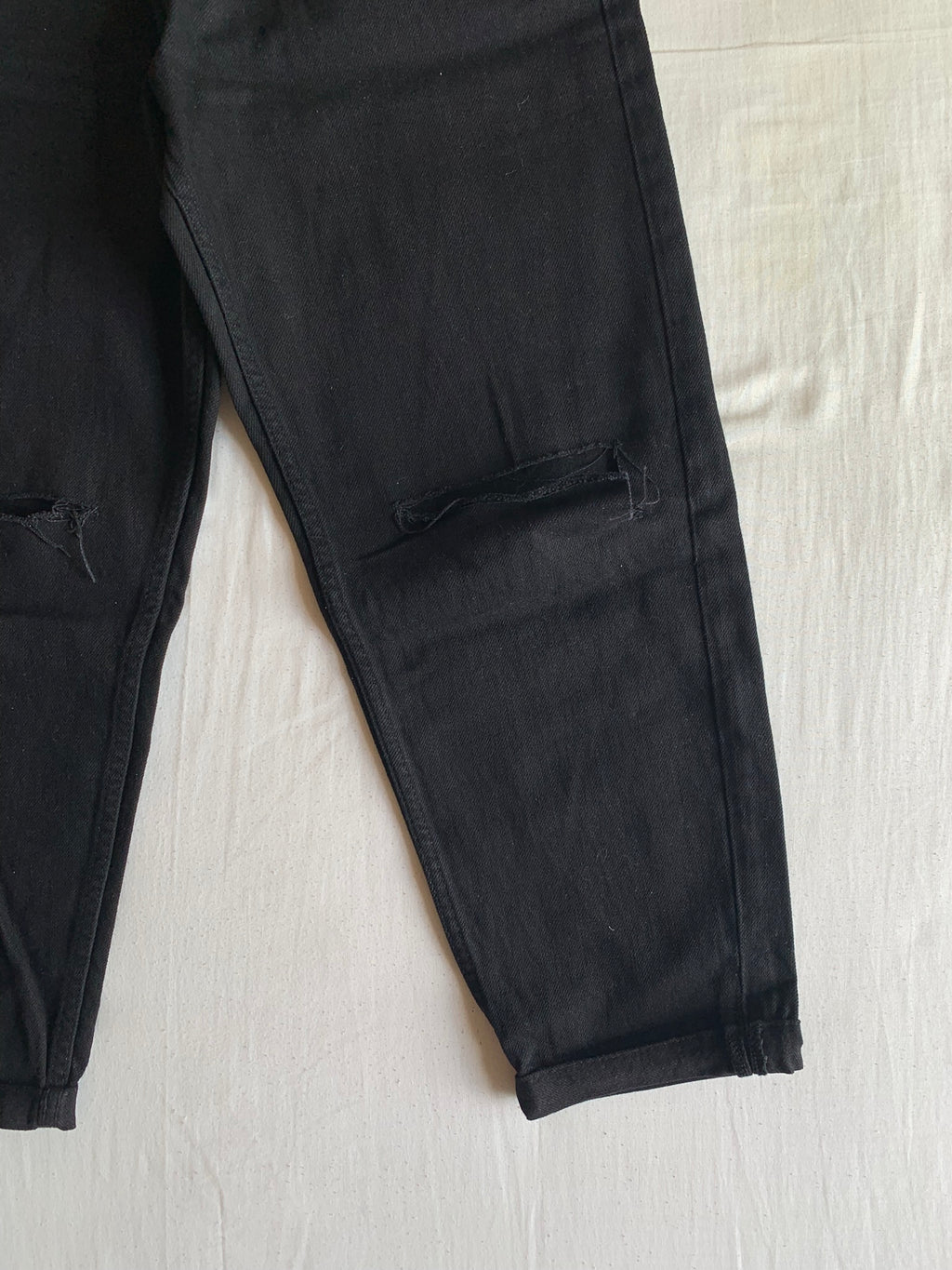 Vaquero Bershka Negro Roto
