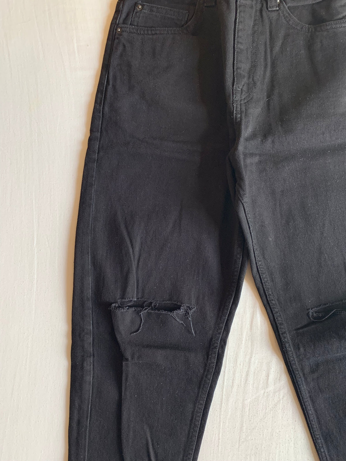 Vaquero Bershka Negro Roto