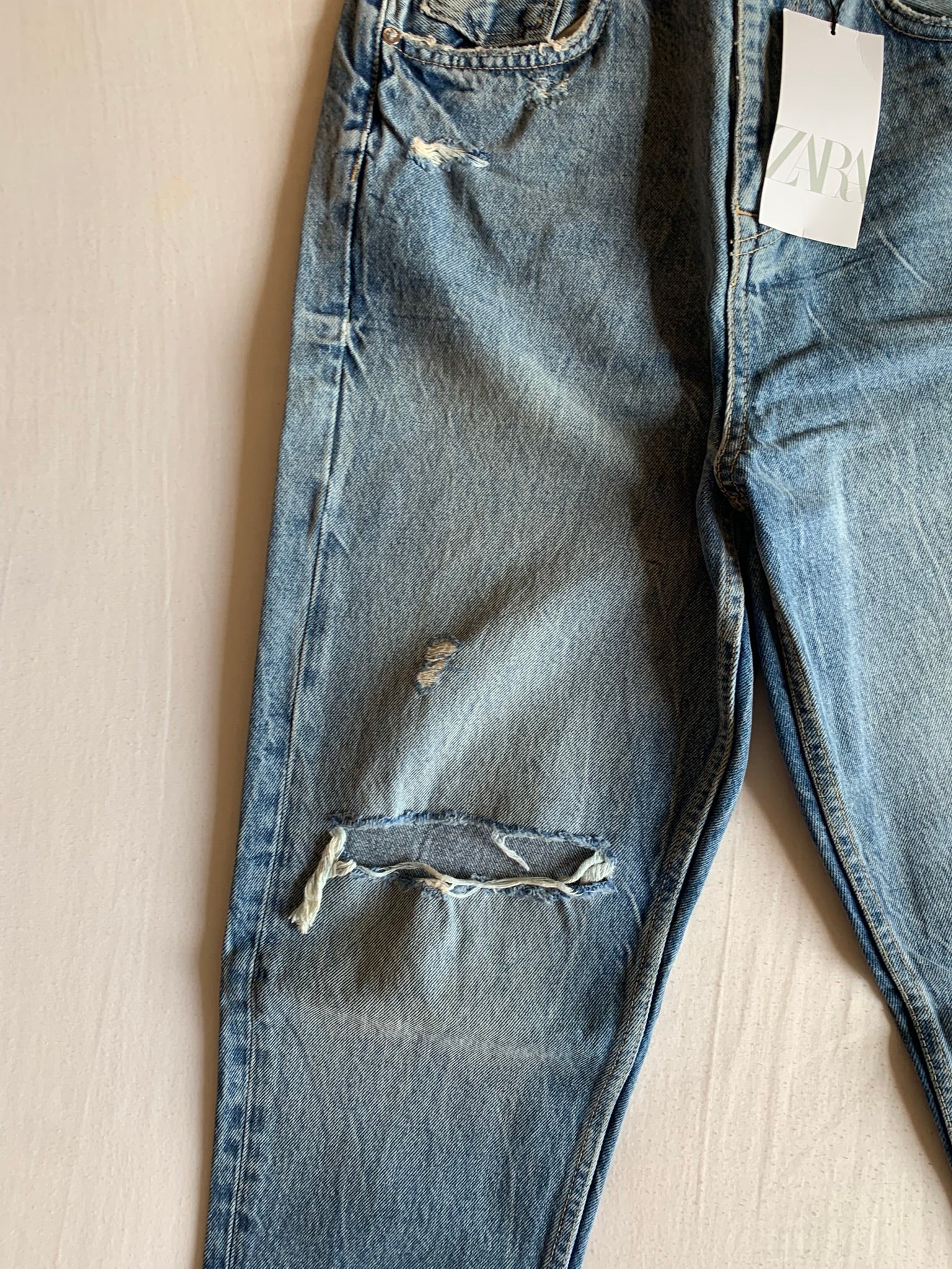 Vaquero Zara Azul Claro Roto