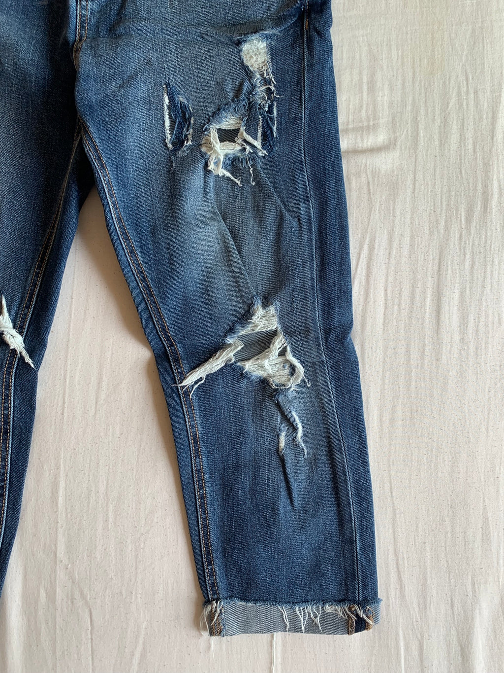 Vaquero Pull&Bear Azul Medio Roto