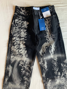Vaquero Bershka The 90s Negro Lejía