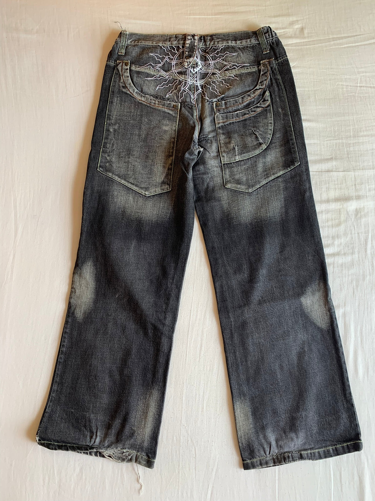 Vaquero El Perro Verde Baggy Gris Bordado