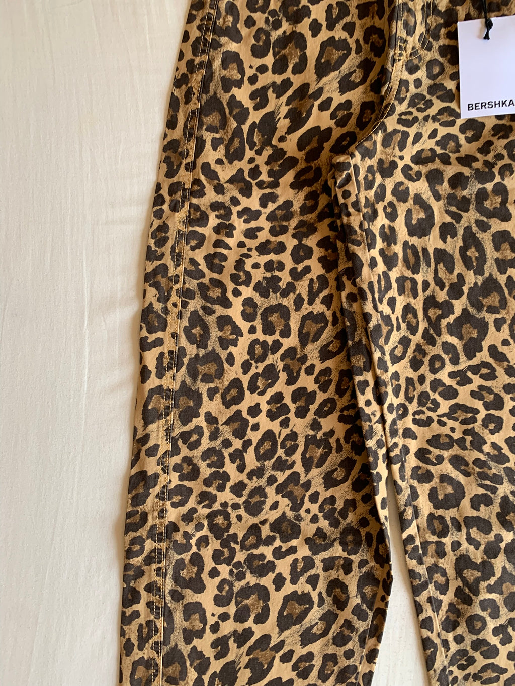 Vaquero Bershka Estampado Leopardo