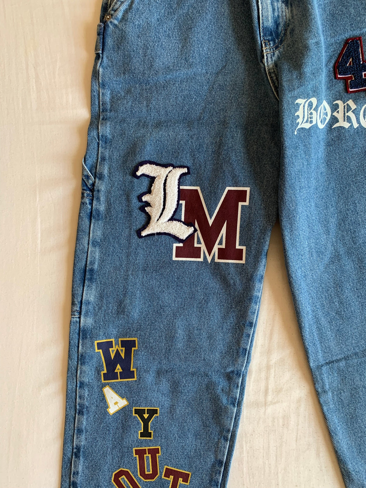 Vaquero Bershka Baggy Parches Varsity