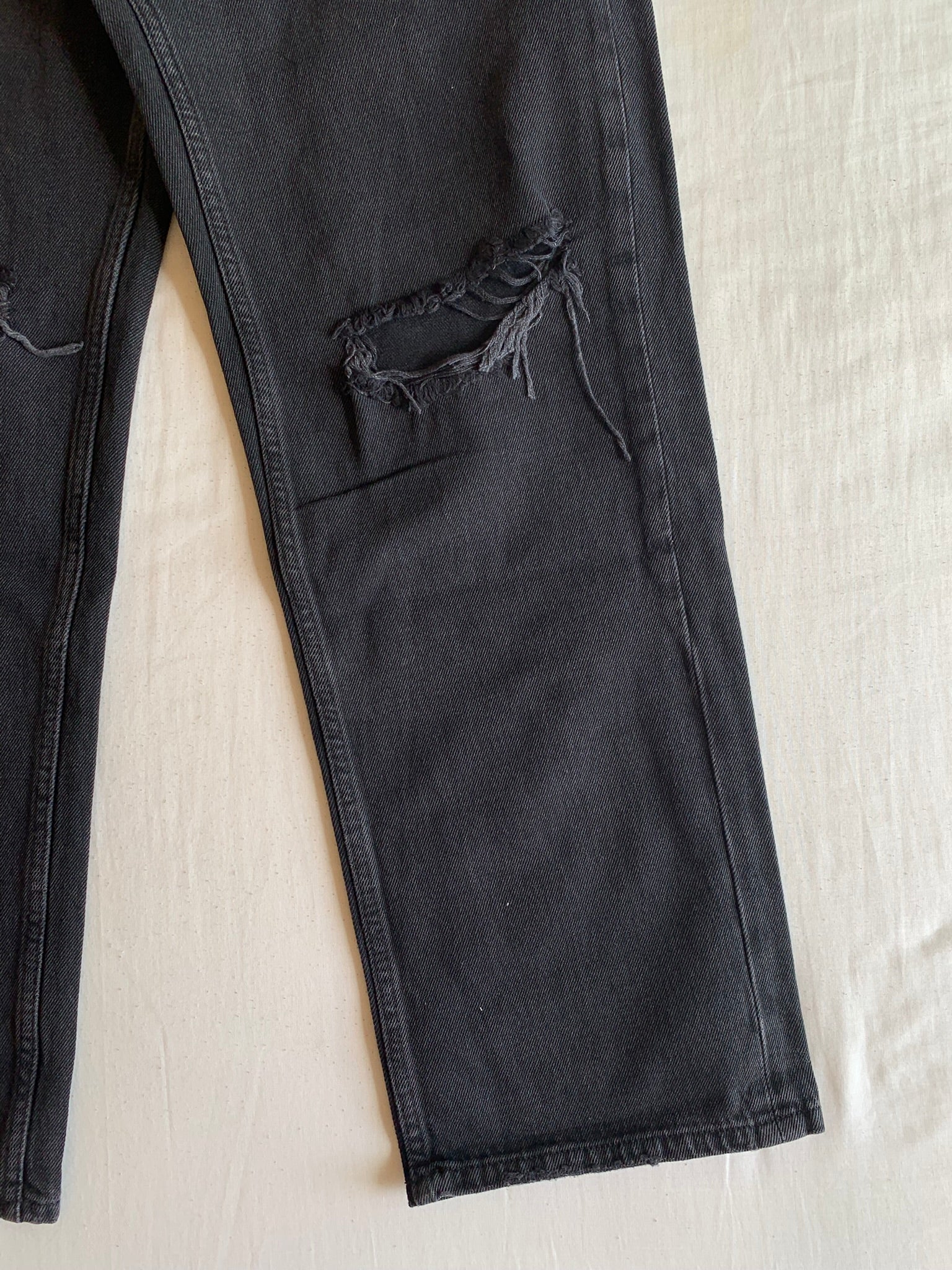 Vaquero Bershka The 90s Gris Roto