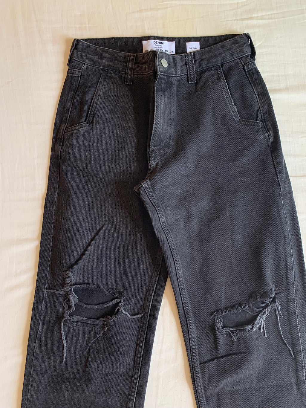 Vaquero Bershka The 90s Gris Roto
