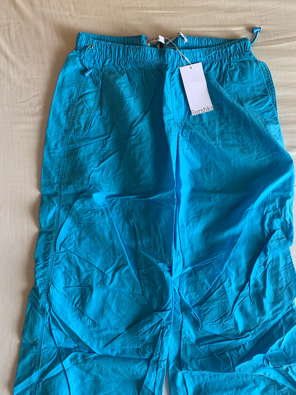 Pantalón Parachute Bershka Azul