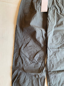 Pantalón Parachute Bershka Gris Oscuro