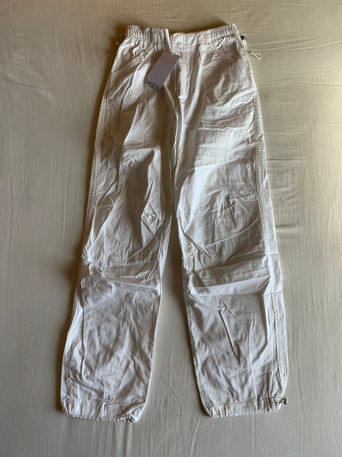 Pantalón Parachute Bershka Blanco