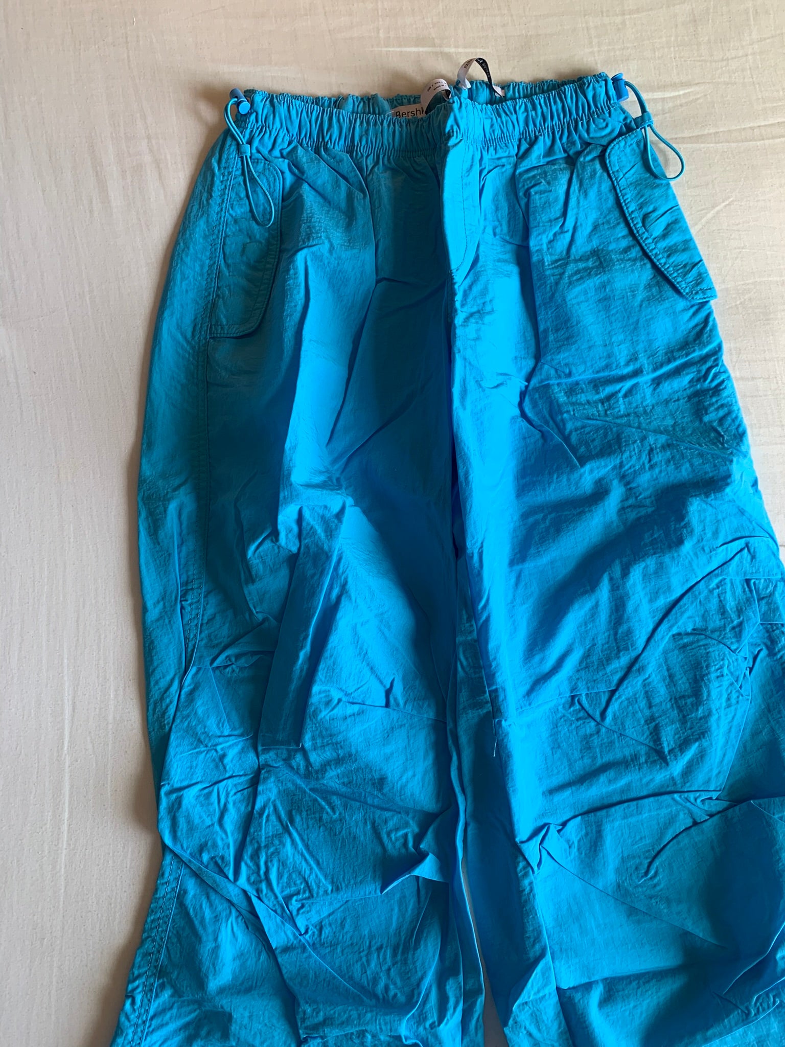 Pantalón Parachute Bershka Turquesa