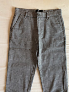 Pantalón Bershka Cuadros Príncipe de Gales Cropped